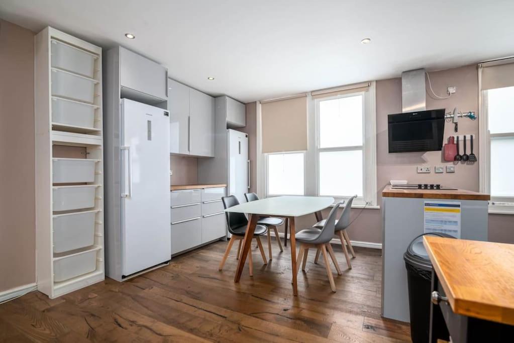 Luxury Apartment Located Near Marble Arch & Baker Street Londen Buitenkant foto